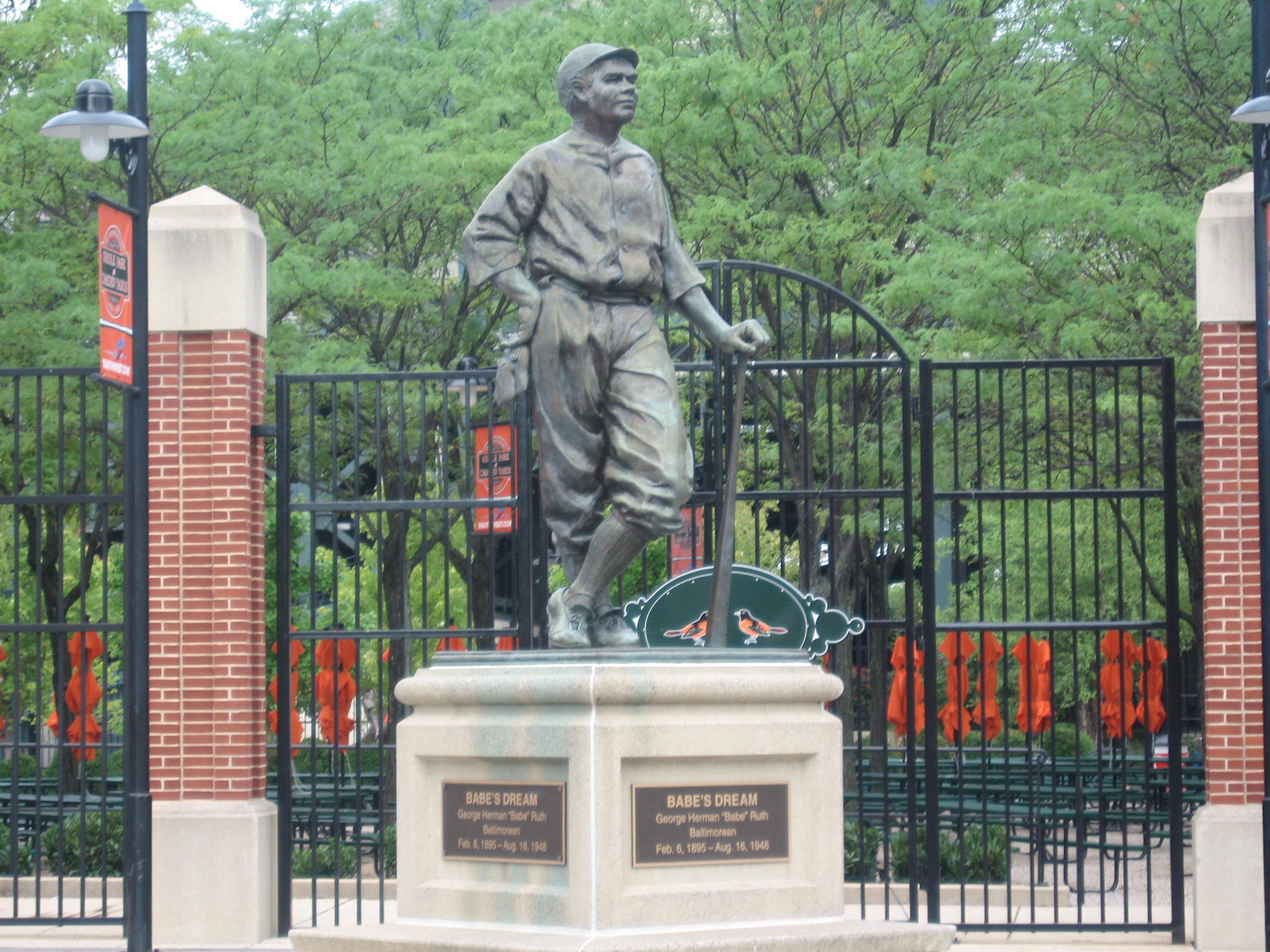 Babe Ruth Statue - Camden Yards