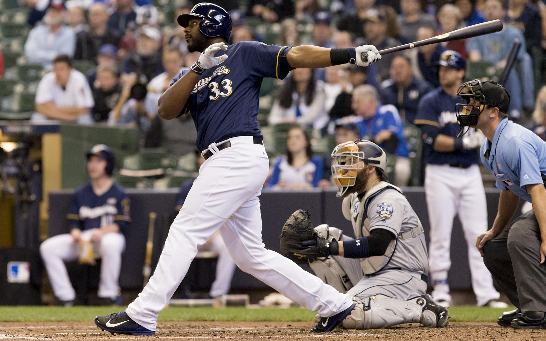 San Diego Padres v Milwaukee Brewers