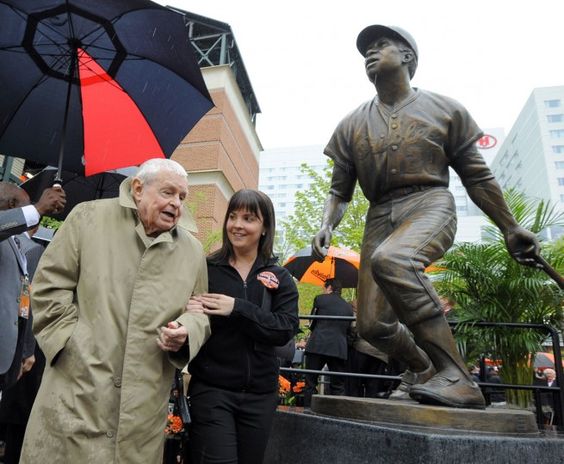 Earl Weaver Statue
