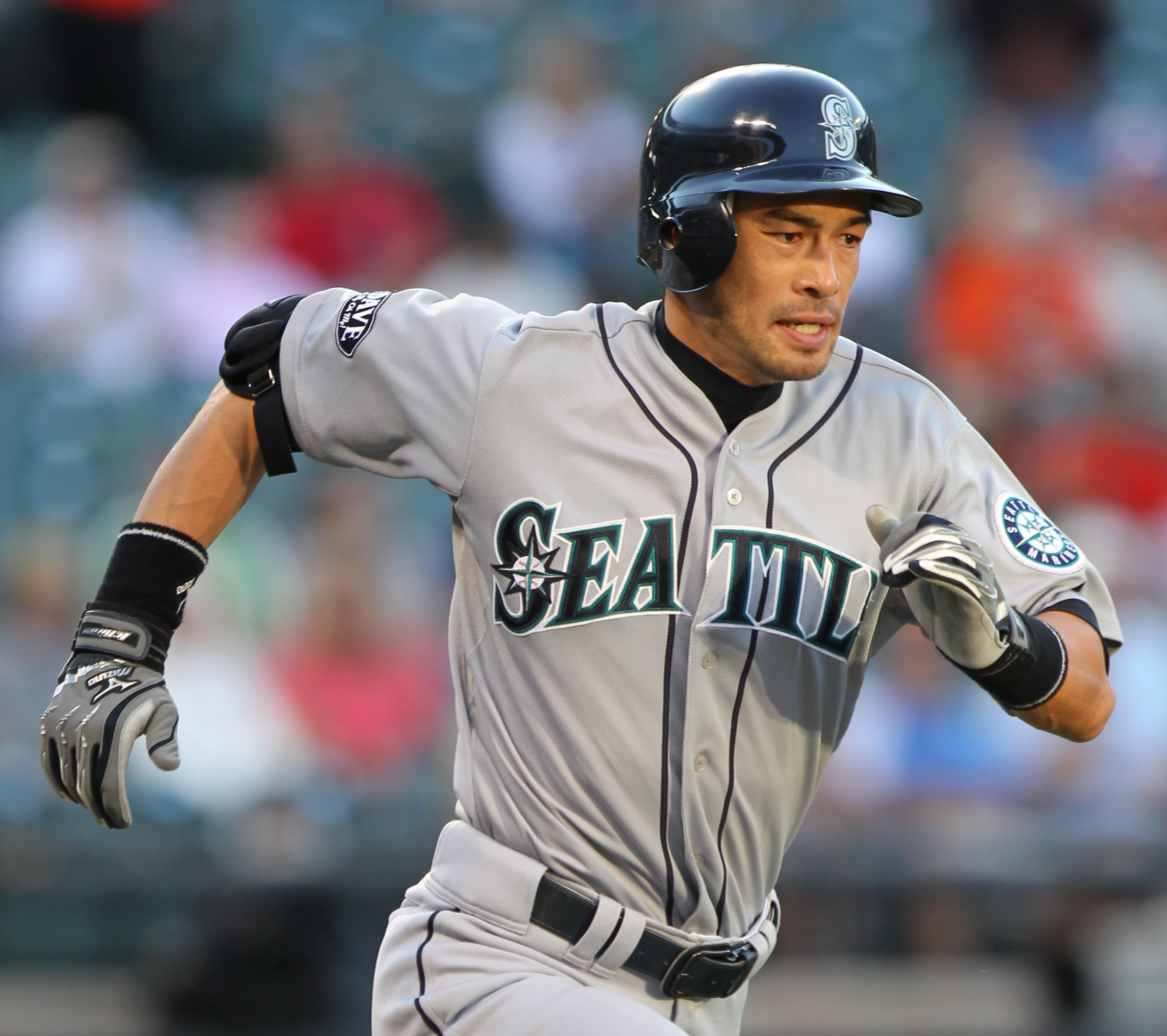 Seattle Mariners right fielder Ichiro Suzuki (51)